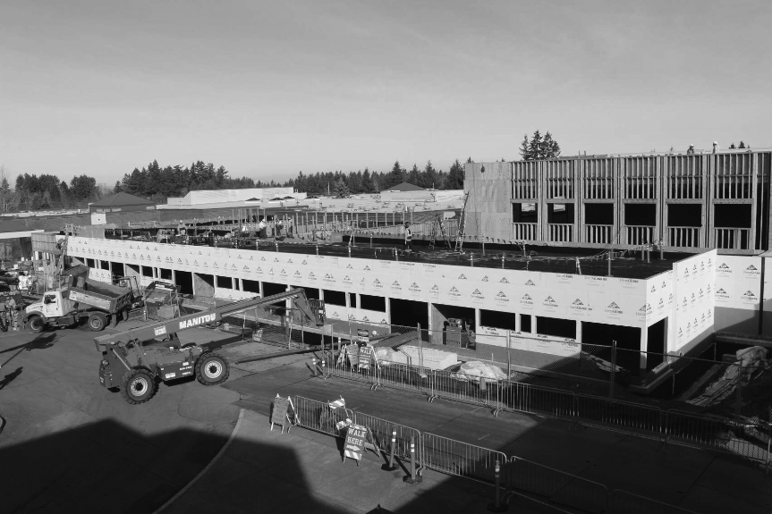 Tualatin+continues+to+construct+bright+future+on+school+grounds