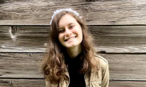 Photo of Maya Brisan