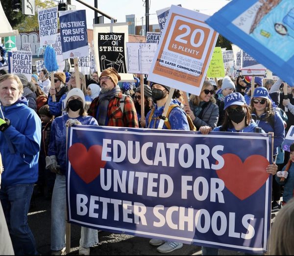 PPS Teachers Go On Strike. Photo taken from @pdxteachers Instagram.